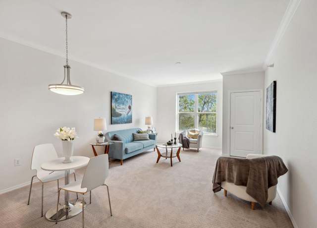 Property at 13560 Technology Dr #1207, Eden Prairie, MN 55344, 1 bed, 1 bath