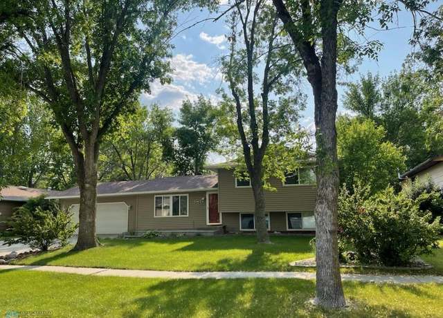 Property at 614 8th St E, West Fargo, ND 58078, 4 beds, 2 baths