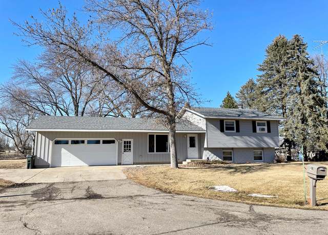 Property at 17616 Flint Ct, Cold Spring, MN 56320, 3 beds, 3 baths