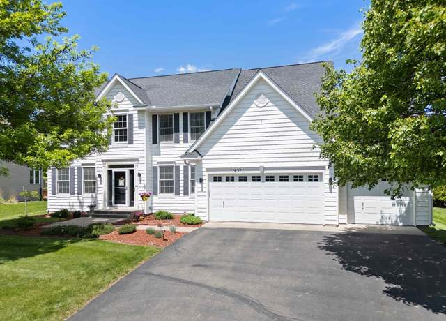 Property at 17837 Formosa Ave, Lakeville, MN 55044, 4 beds, 3 baths