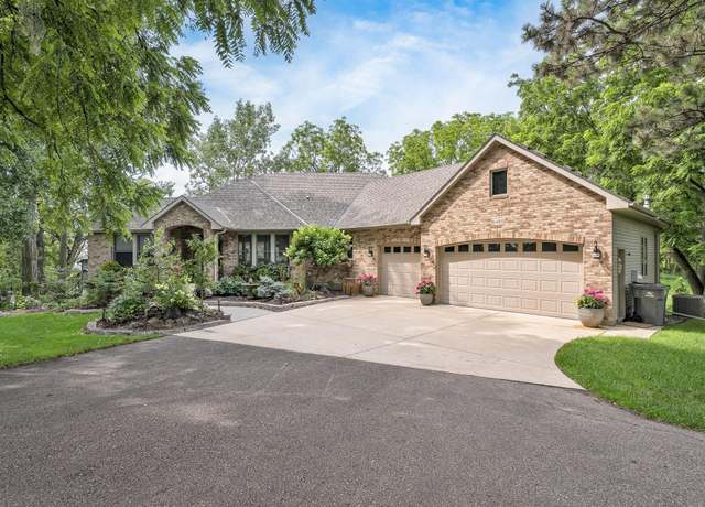 Property at 6480 Yosemite Ln, Excelsior, MN 55331, 4 beds, 4 baths