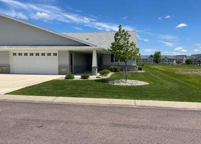 Property at 1516 Ranger Dr, Glencoe, MN 55336, 2 beds, 2 baths