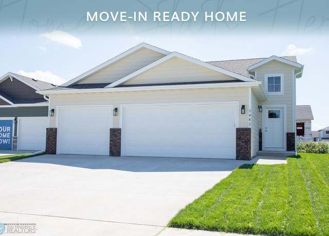 Property at 1482 66th Ave S, Fargo, ND 58104, 4 beds, 2 baths