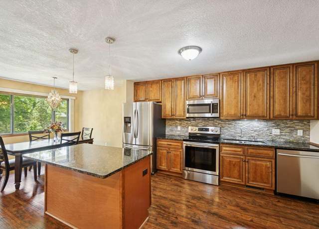 Property at 1427 4th St W, Hastings, MN 55033, 3 beds, 2 baths