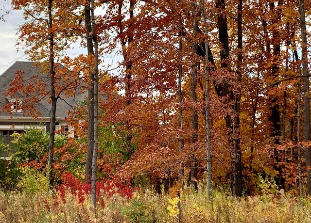 Property at 701 Shawnee Woods Rd, Medina, MN 55340