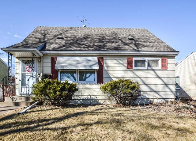 Property at 1643 Hoyt Ave E, Saint Paul, MN 55106, 3 beds, 2 baths