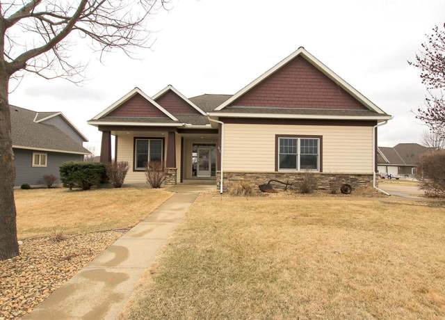 Property at 1416 Heritage Ave NW, Hutchinson, MN 55350, 3 beds, 3 baths