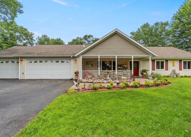 Property at 14451 Cottage Grove Dr, Baxter, MN 56425, 3 beds, 2 baths