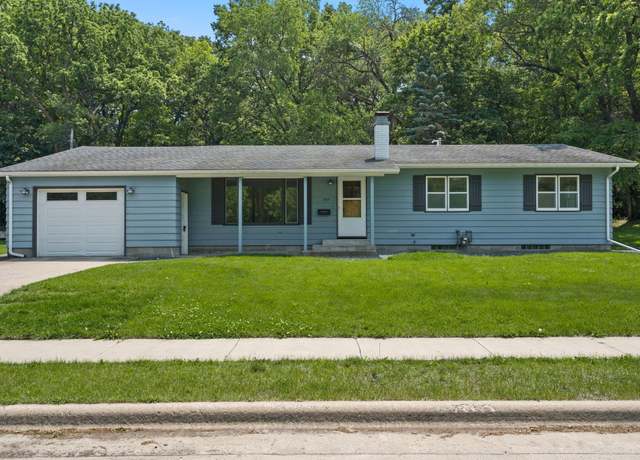 Property at 919 Mosher Ave, Owatonna, MN 55060, 3 beds, 3 baths