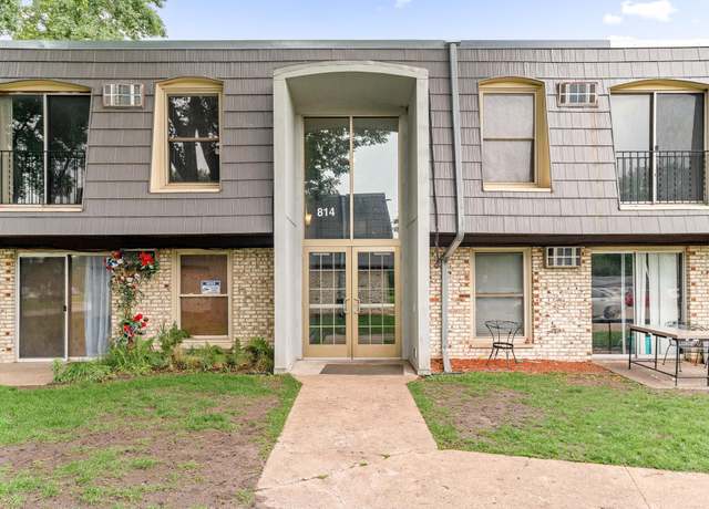 Property at 814 9th Ave S #5, Hopkins, MN 55343, 2 beds, 1 bath