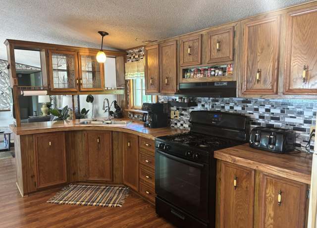 Property at 77165 Stepan Rd, Kettle River Twp, MN 55795, 3 beds, 2 baths