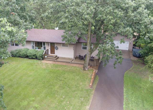 Property at 4725 160th Ln NW, Andover, MN 55304, 4 beds, 3 baths