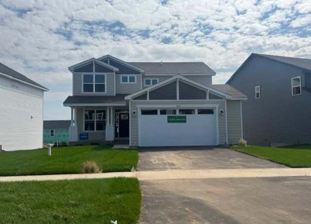 Property at 5201 Windlass Dr, Woodbury, MN 55129, 4 beds, 3 baths
