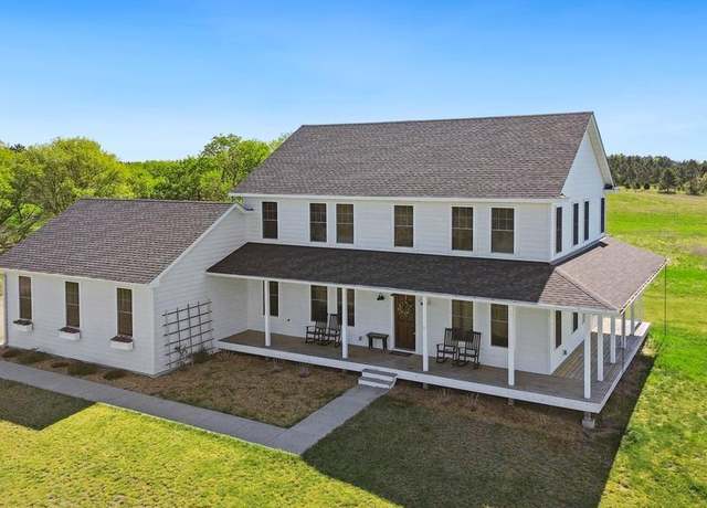 Property at 13985 120th St N, Stillwater, MN 55082, 4 beds, 3 baths