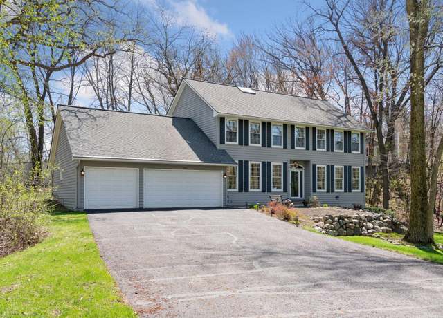 Property at 14001 Minnehaha Pl, Minnetonka, MN 55391, 4 beds, 4 baths
