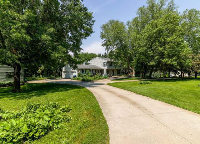 Property at 421 Lowry Ct NW, Rochester, MN 55901, 4 beds, 3 baths