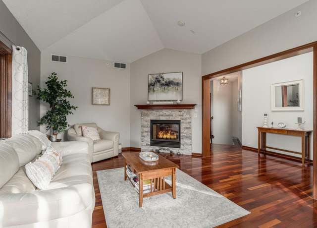 Property at 10840 57th Ave N, Plymouth, MN 55442, 3 beds, 4 baths