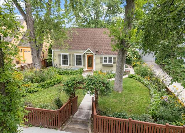 Property at 4604 W 39th St, Saint Louis Park, MN 55416, 3 beds, 1 bath