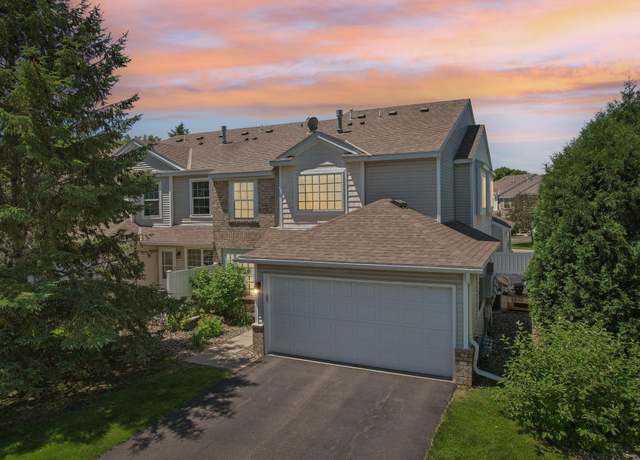 Property at 2754 Wagon Wheel Trl, Chaska, MN 55318, 2 beds, 2 baths