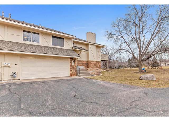 Property at 8524 Xenium Ln N, Maple Grove, MN 55369, 3 beds, 3 baths