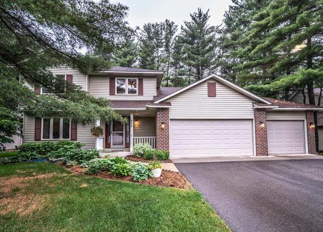 Property at 452 Spruce St, Shakopee, MN 55379, 3 beds, 4 baths