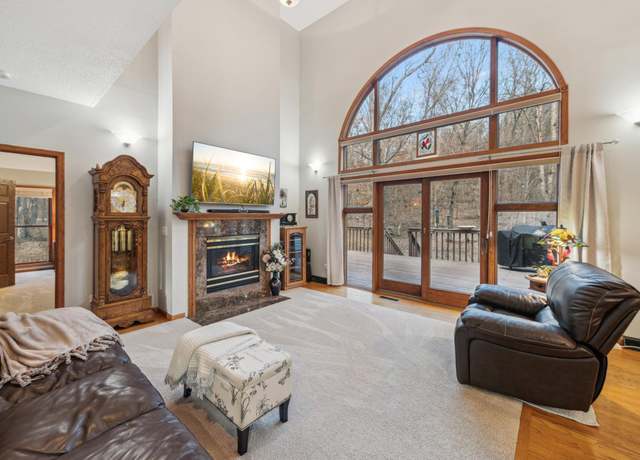 Property at 413 210th Ave, Somerset, WI 54025, 5 beds, 4 baths
