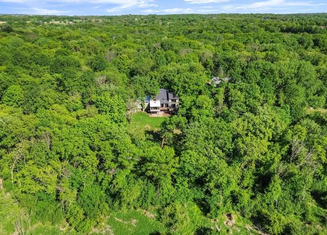 Property at 8530 Valley View Ct, Prior Lake, MN 55372, 4 beds, 4 baths
