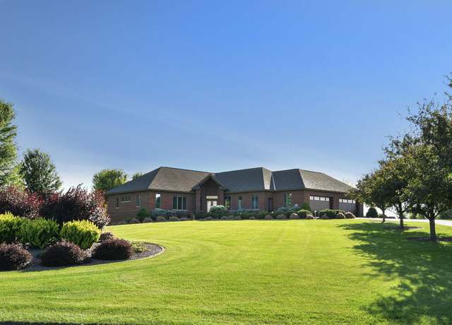 Property at 12035 Trail Haven Ln, Rogers, MN 55374, 4 beds, 6 baths