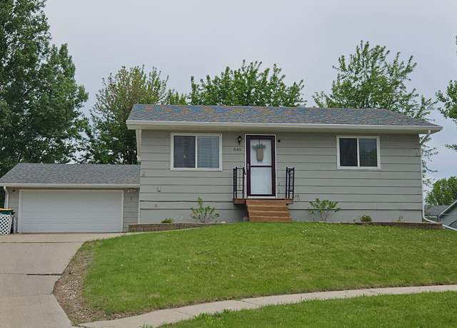 Property at 849 11th Ave W, West Fargo, ND 58078, 3 beds, 2 baths