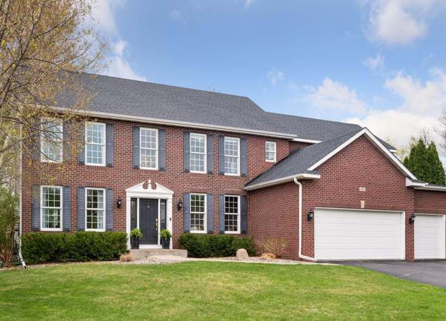 Property at 429 Summerfield Dr, Chanhassen, MN 55317, 5 beds, 4 baths