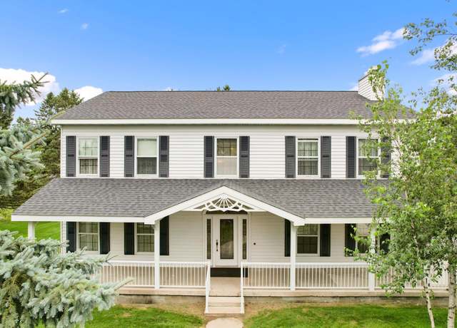 Property at 604 Pine Needle Dr, Perham, MN 56573, 3 beds, 4 baths