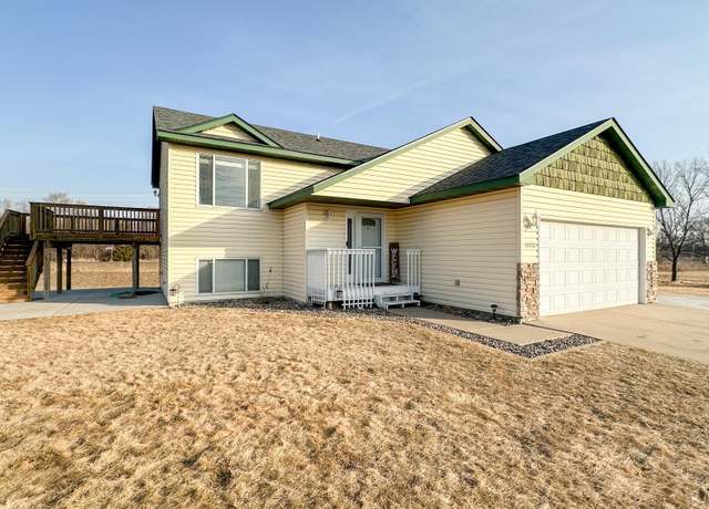 Property at 39991 Garden Ct, Brockway Twp, MN 56367, 4 beds, 2 baths