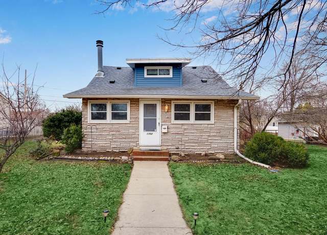 Property at 1752 Margaret St, Saint Paul, MN 55106, 2 beds, 2 baths