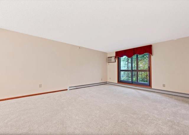 Property at 5645 Green Circle Dr #210, Minnetonka, MN 55343, 2 beds, 2 baths