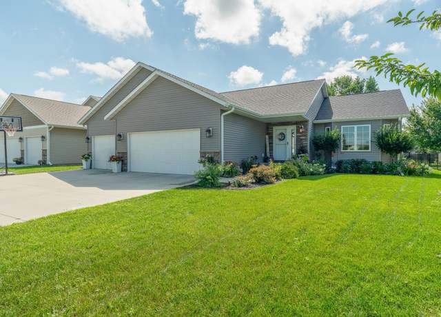 Property at 221 Muriefield Dr, Mankato, MN 56001, 4 beds, 3 baths