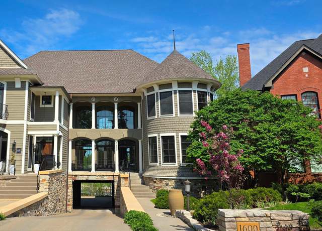 Property at 1600 Kenwood Pkwy, Minneapolis, MN 55405, 3 beds, 4 baths