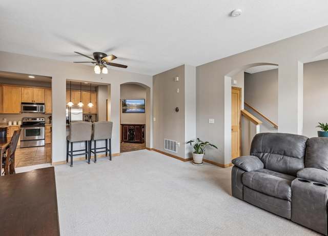 Property at 294 Spring St, Saint Paul, MN 55102, 2 beds, 3 baths