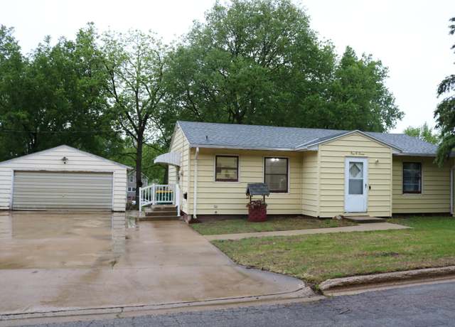 Property at 107 Gillie Dr, Jackson, MN 56143, 2 beds, 2 baths