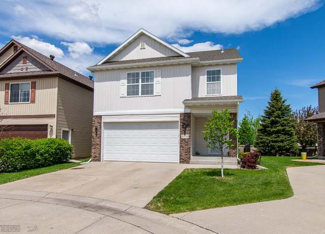 Property at 4110 Clubhouse Dr S, Fargo, ND 58104, 3 beds, 3 baths