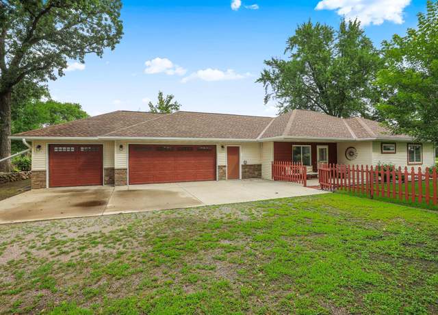 Property at 440 Prairie St, Clearwater, MN 55320, 3 beds, 2 baths