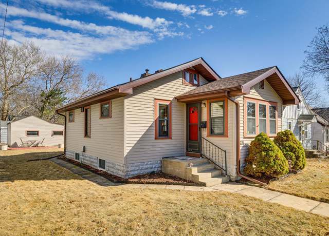 Property at 5721 44th Ave S, Minneapolis, MN 55417, 2 beds, 1 bath