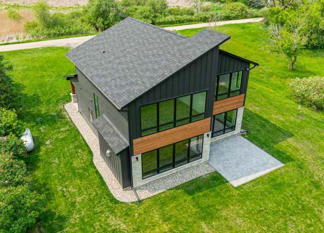 Property at 21070 Eagle Dr, Osakis, MN 56360, 3 beds, 3 baths
