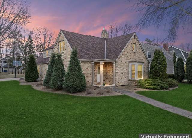 Property at 605 5th Ave SW, Faribault, MN 55021, 5 beds, 3 baths