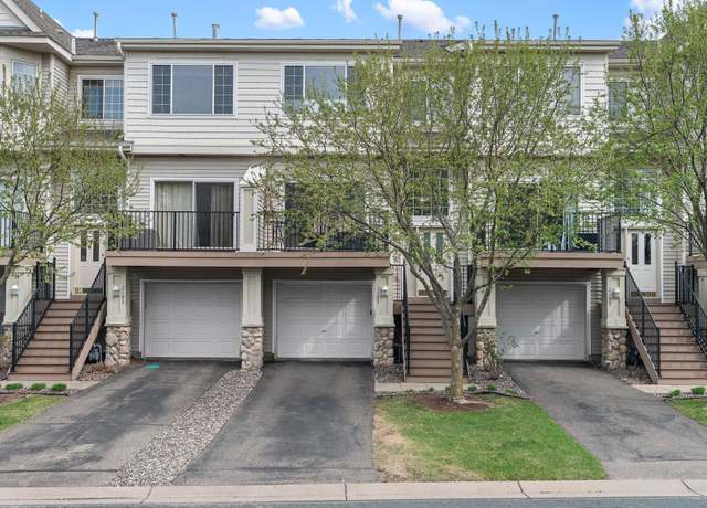 Property at 2195 Eagle Trace Ln, Woodbury, MN 55129, 2 beds, 2 baths