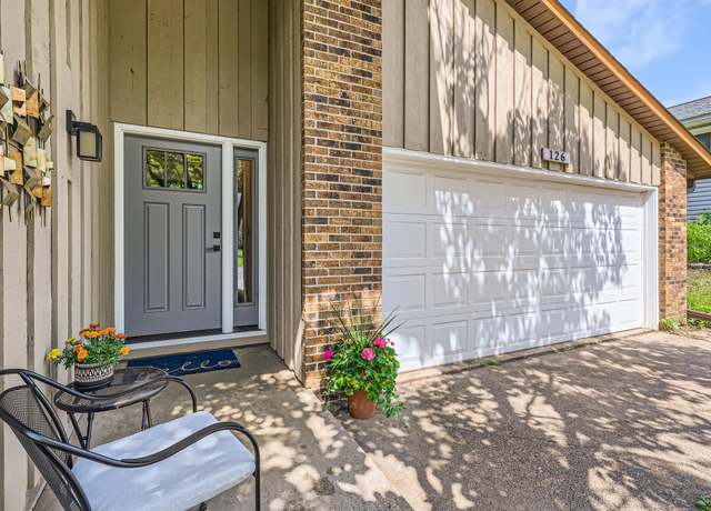 Property at 126 Maryknoll Dr, Stillwater, MN 55082, 4 beds, 2 baths