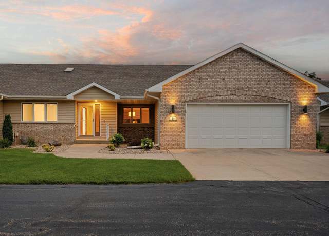 Property at 1511 16th Ave SW, Austin, MN 55912, 3 beds, 3 baths