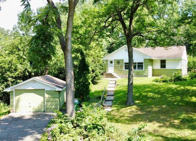 Property at 1012 Quebec Ave N, Golden Valley, MN 55427, 2 beds, 1 bath