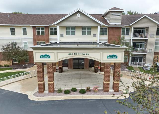 Property at 1880 3rd Ave NW #215, Rochester, MN 55901, 2 beds, 2 baths