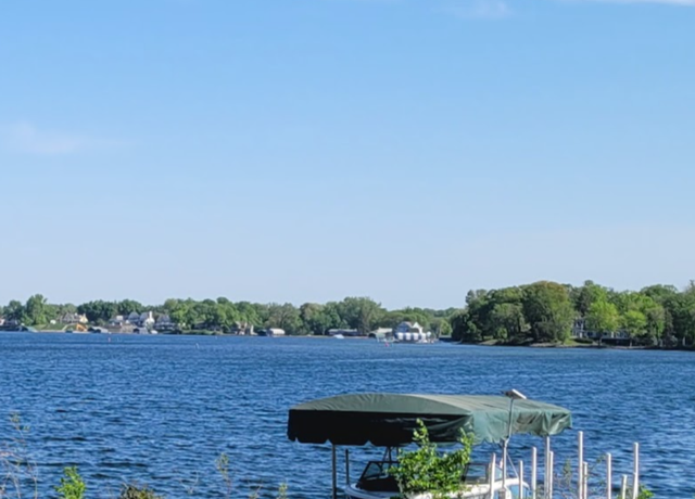 Property at 3114 Brooks Ln, Minnetonka Beach, MN 55391, 2 beds, 1 bath