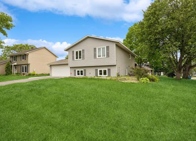 Property at 7817 W 103rd St, Bloomington, MN 55438, 4 beds, 2 baths